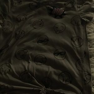 Grey emoji shirt